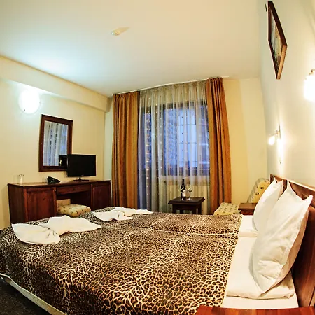Hotel Dumanov 3*