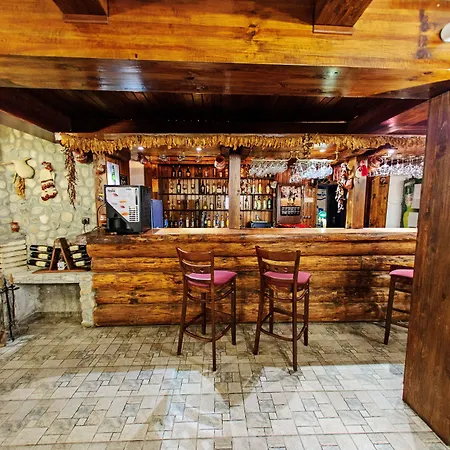 ドゥマノフ ホテル 3*