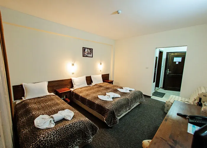 Hotel Dumanov 3*